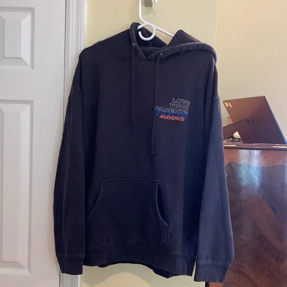 black love your parents audience tour sweater hoodie sz XL - Picture 3 of 10